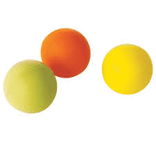 JEUX AVEC BALLE ORANGE ET JAUNE